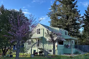 18248 Redwood Hwy, Selma, OR 97538 - Photo 2