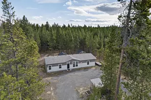 17443 Grebe Rd, Bend, OR 97707 - Photo 4