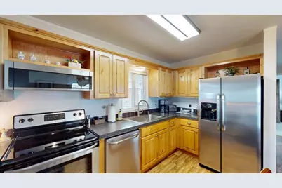 2423 SW Webster Road, Grants Pass, OR 97526 - Photo 2