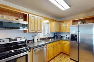 2423 SW Webster Rd, Grants Pass, OR 97526 - Photo 2