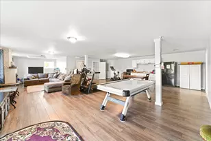 649 Pleasant Valley Rd, Merlin, OR 97532 - Photo 6