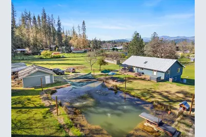 649 Pleasant Valley Road, Merlin, OR 97532 - Photo 56