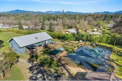 649 Pleasant Valley Road, Merlin, OR 97532 - Photo 8