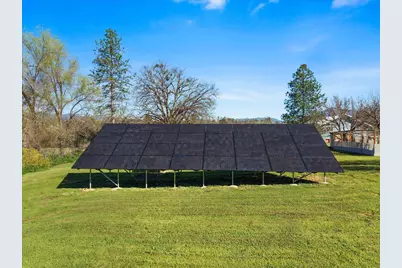 649 Pleasant Valley Road, Merlin, OR 97532 - Photo 14