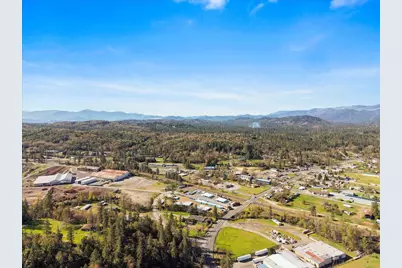 649 Pleasant Valley Road, Merlin, OR 97532 - Photo 52