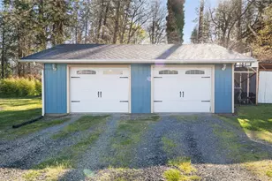 649 Pleasant Valley Rd, Merlin, OR 97532 - Photo 36