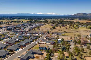 3388 SW 46th St, Redmond, OR 97756 - Photo 40