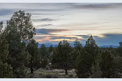 18455 McSwain Drive, Sisters, OR 97759 - Photo 6