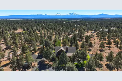 18455 McSwain Drive, Sisters, OR 97759 - Photo 6