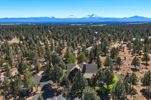 18455 McSwain Dr, Sisters, OR 97759 - Photo 6