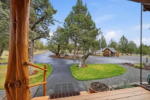 18455 McSwain Dr, Sisters, OR 97759 - Photo 76