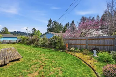 105 W 17th Place, Coquille, OR 97423 - Photo 58