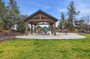 3249 SW 28th St, Redmond, OR 97756 - Photo 34