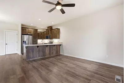 3249 SW 28th Street, Redmond, OR 97756 - Photo 4