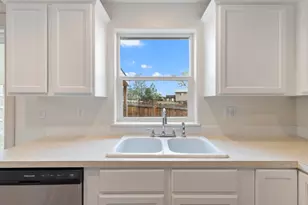 717 SE Cross Ln, Madras, OR 97741 - Photo 12