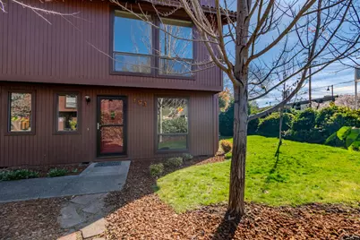 153 E Hersey Street, Ashland, OR 97520 - Photo 2