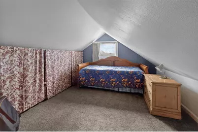 451 SE C Street, Madras, OR 97741 - Photo 18