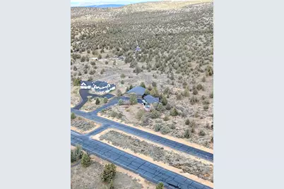 1847 SE Landings Way, Prineville, OR 97754 - Photo 2