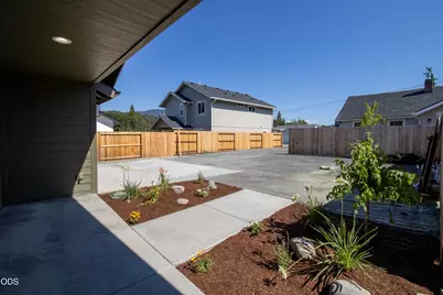 2728 Denton Trail, Grants Pass, OR 97527 - Photo 28