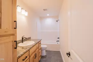 2728 Denton Trail, Grants Pass, OR 97527 - Photo 26