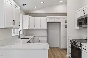 51992 Dorrance Meadow Rd, La Pine, OR 97739 - Photo 10