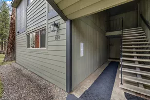 807 E Desperado Trail, Sisters, OR 97759 - Photo 14