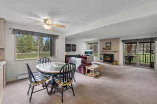 807 E Desperado Trail, Sisters, OR 97759 - Photo 18