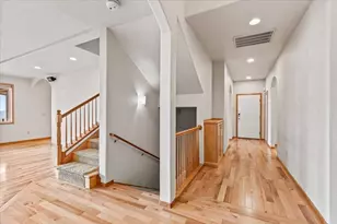 4002 Dry Creek Rd, Medford, OR 97504 - Photo 12