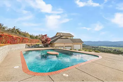 4002 Dry Creek Road, Medford, OR 97504 - Photo 38