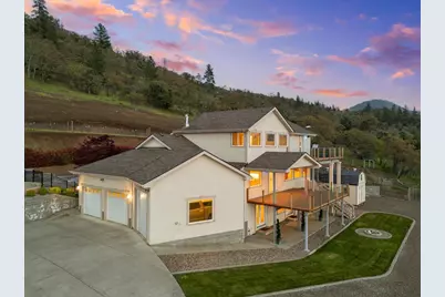 4002 Dry Creek Road, Medford, OR 97504 - Photo 2