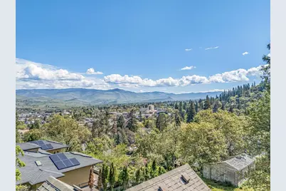 166 Nob Hill Street, Ashland, OR 97520 - Photo 38