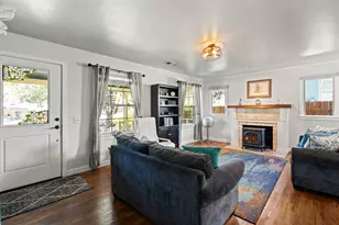 1427 NW Washington Blvd, Grants Pass, OR 97526 - Photo 6