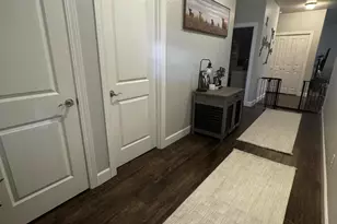 2642 Wyatt Dr, Medford, OR 97501 - Photo 2