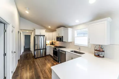 3210 NW 10th Street, Redmond, OR 97756 - Photo 10