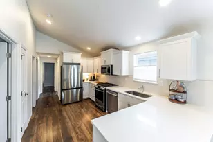 3210 NW 10th St, Redmond, OR 97756 - Photo 10