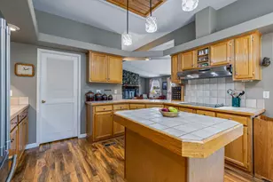 16959 Canyon Crest Dr, Sisters, OR 97759 - Photo 6