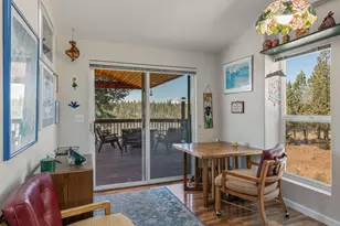 16959 Canyon Crest Dr, Sisters, OR 97759 - Photo 10