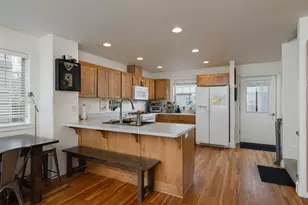 1865 NW Monterey Pines Dr, Bend, OR 97703 - Photo 10