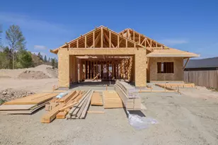 2736 Denton Trail, Grants Pass, OR 97527 - Photo 2