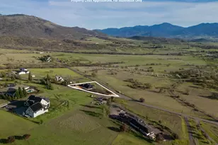 4691 Cherry Ln, Medford, OR 97504 - Photo 58