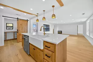 4691 Cherry Ln, Medford, OR 97504 - Photo 26