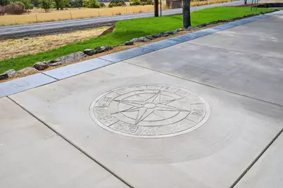 4691 Cherry Lane, Medford, OR 97504 - Photo 70