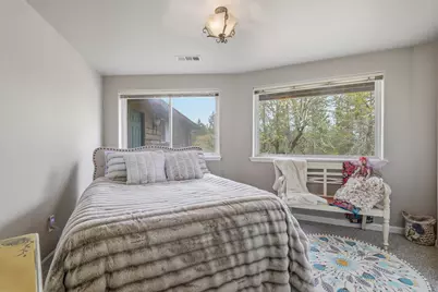 398 Madrone Ridge Drive, Grants Pass, OR 97527 - Photo 12