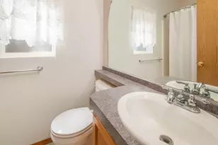 2400 SW Phlox Pond Dr, Redmond, OR 97756 - Photo 12