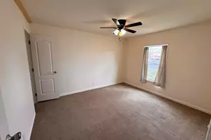 424 S Harney Ave, Burns, OR 97720 - Photo 8
