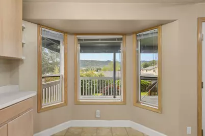 2495 NW Loma Vista Drive, Roseburg, OR 97471 - Photo 24