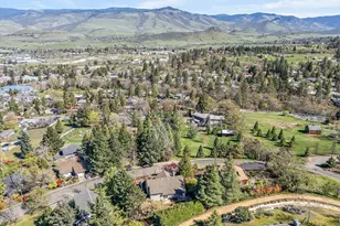 2014 Crestview Dr, Ashland, OR 97520 - Photo 38