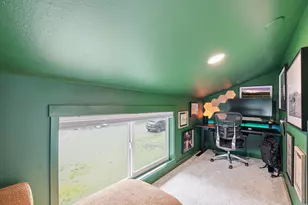 365 SE 5th St, Bend, OR 97702 - Photo 26