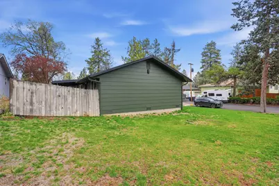 365 SE 5th Street, Bend, OR 97702 - Photo 38