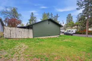 365 SE 5th St, Bend, OR 97702 - Photo 38